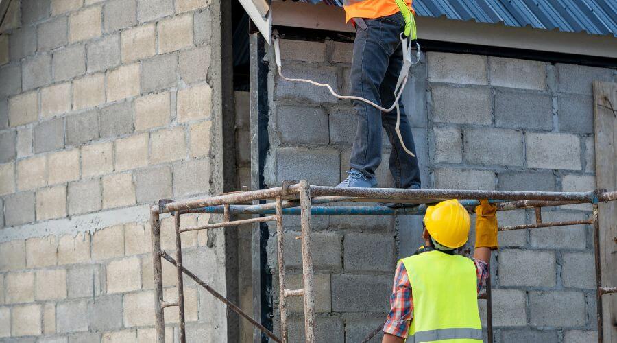 Expert Emergency Roof Repairs services in Lagrange, WY